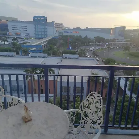 Blue's Residences