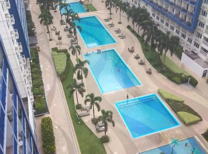 Blue's Residences